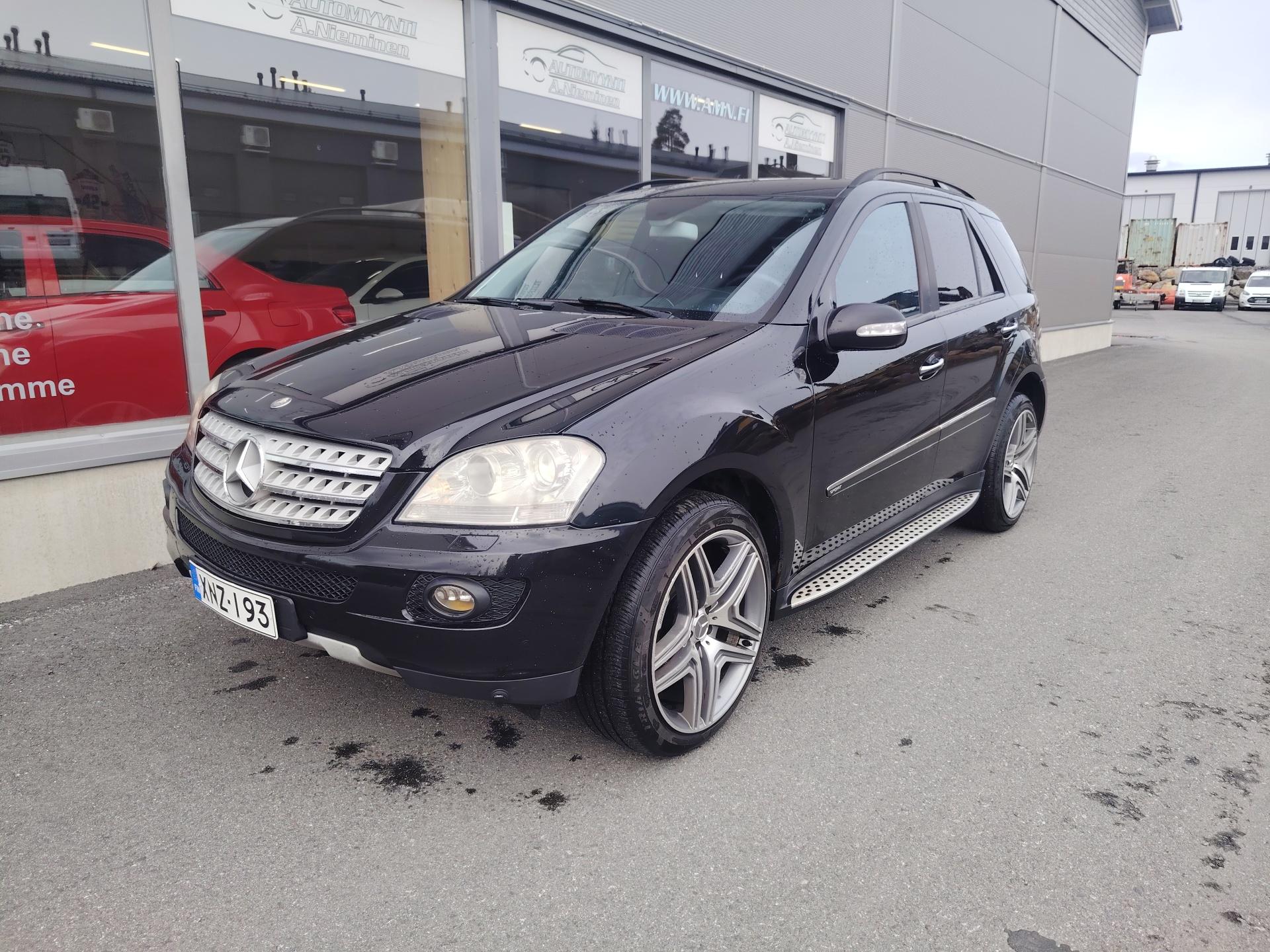 Mercedes-Benz ML 320CDI Sport *WEBASTO/KOUKKU/XENON/21