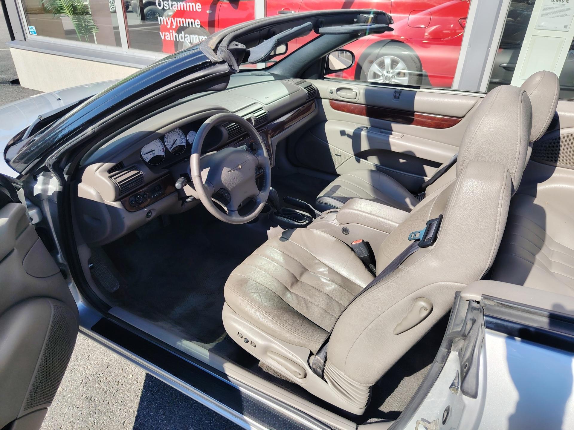 Chrysler Sebring 2.7 V6 A4 Cabrio 2d AutoStick Limited *OSAMAKSULLA ALK 69€/kk*