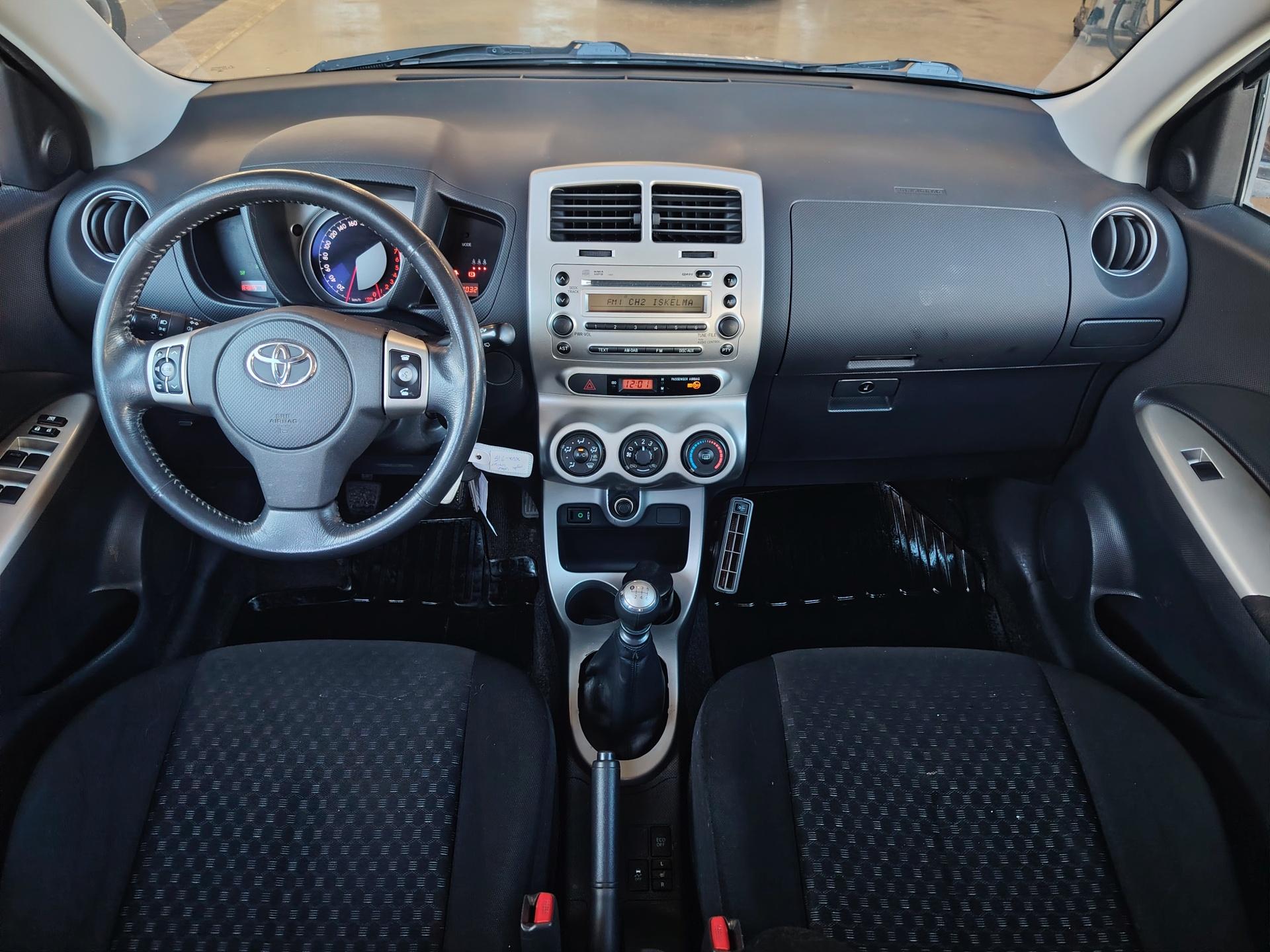 Toyota Urban Cruiser 1,33 Dual VVT-i Linea Sol Plus *JUURI KATSASTETTU*