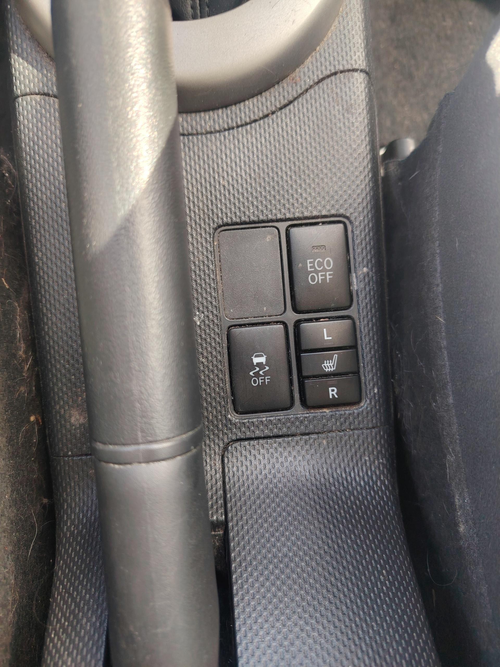 Toyota Urban Cruiser 1,33 Dual VVT-i Linea Sol Plus *JUURI KATSASTETTU*