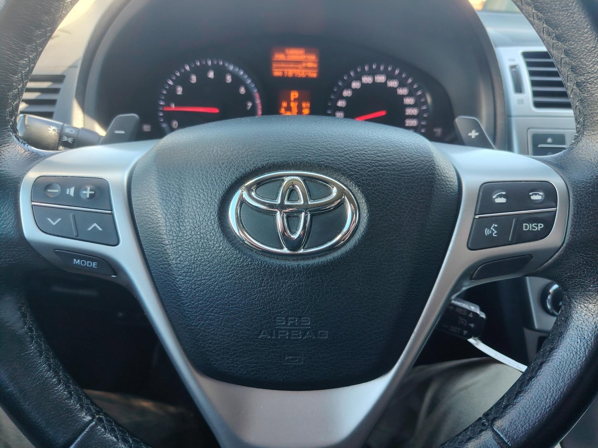 Toyota Avensis 1,8 Valvematic Active Wagon Multidrive S *JUURI KATSASTETTU JA HUOLLETTU/VETOKOUKKU/*