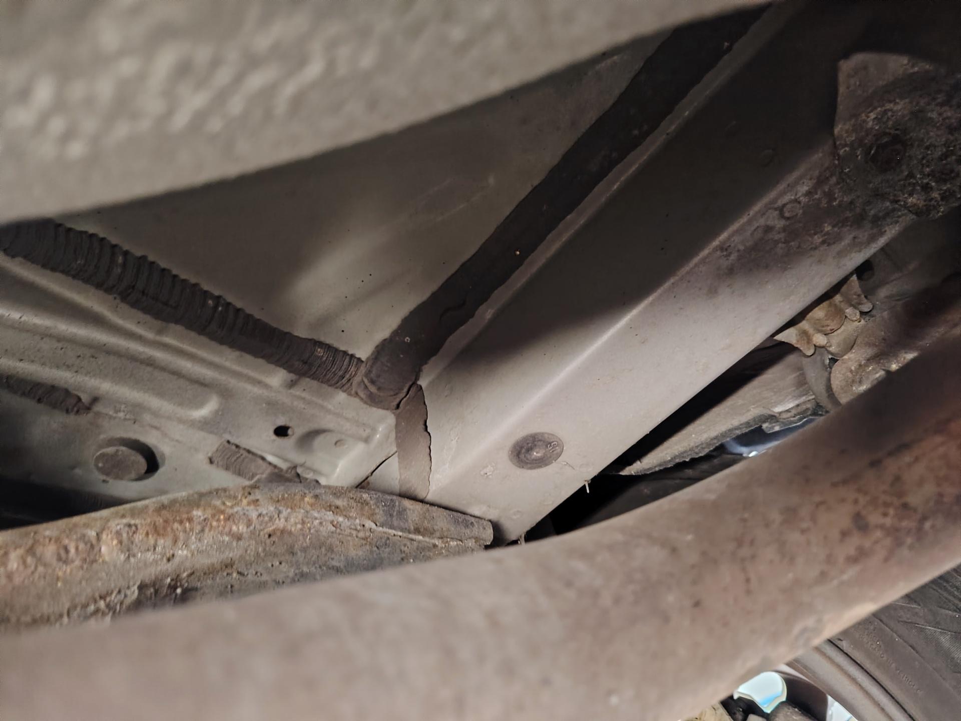 Toyota Avensis 1,8 Valvematic Active Wagon Multidrive S *JUURI KATSASTETTU JA HUOLLETTU/VETOKOUKKU/*