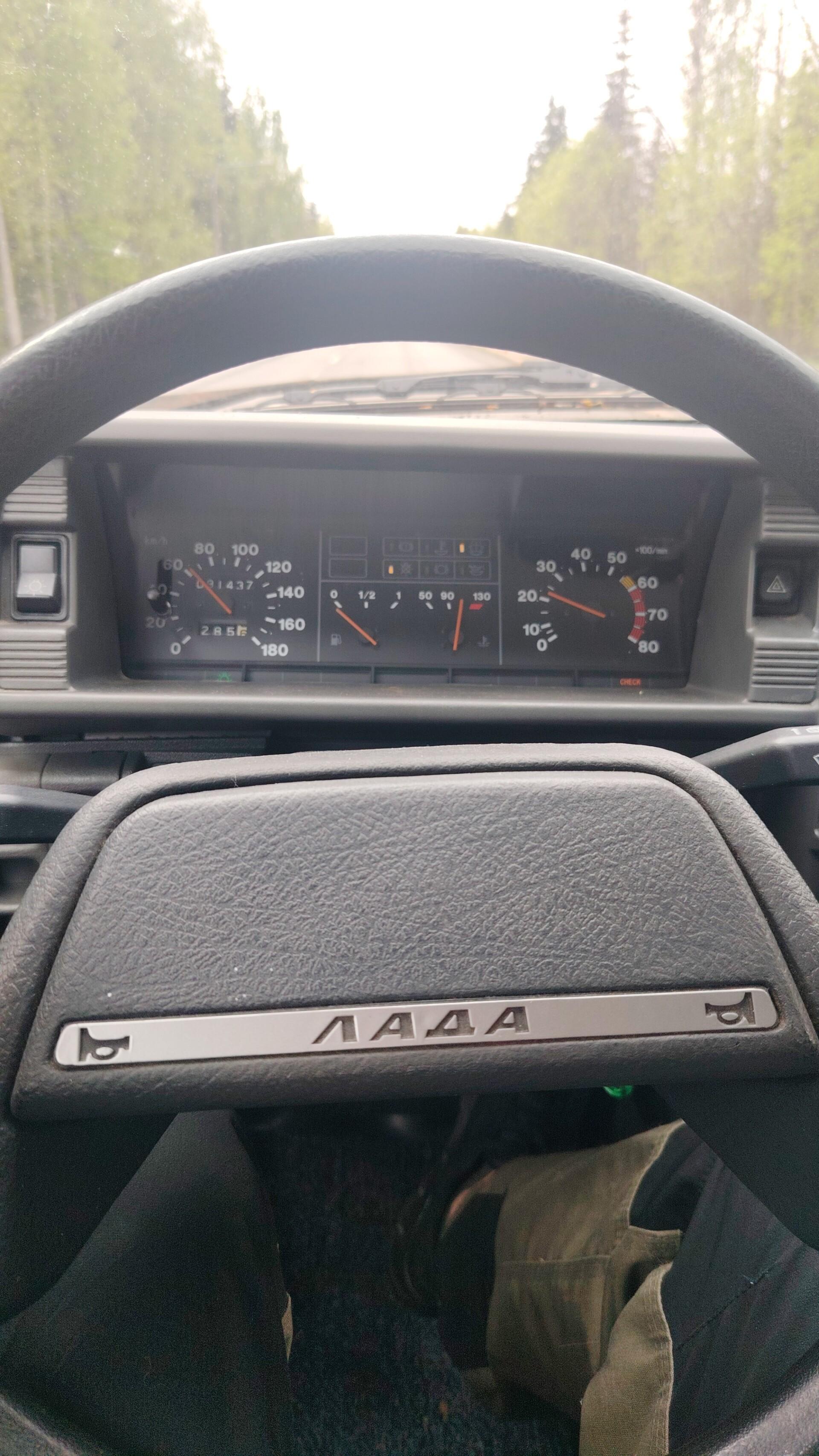 Lada Samara 