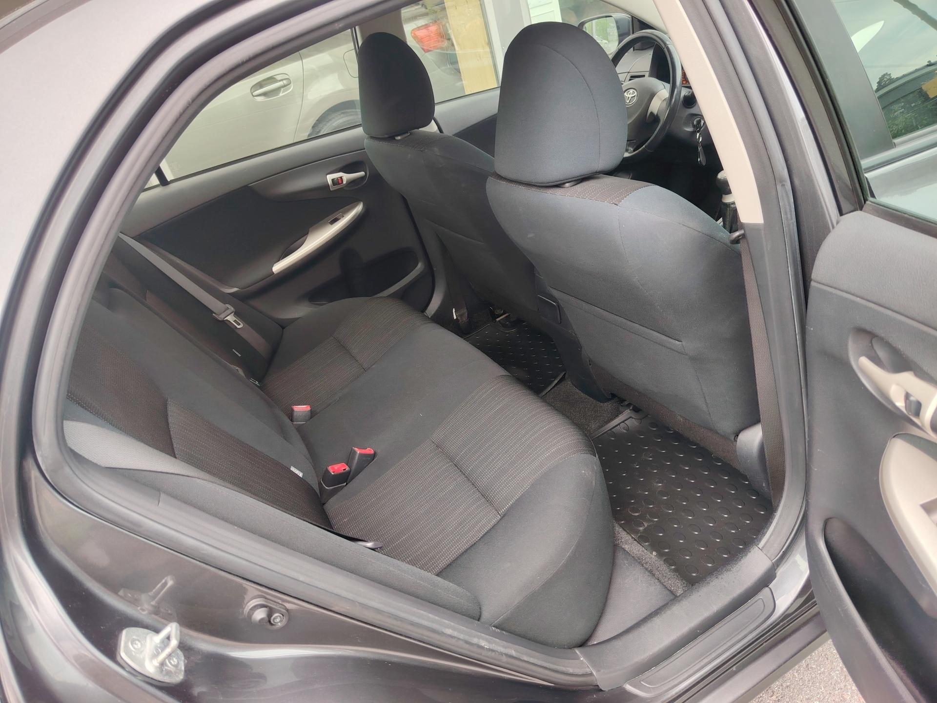Toyota Corolla 1,6 Dual VVT-i Linea Sol 4ov *HYVIN PIDETTY AUTO*