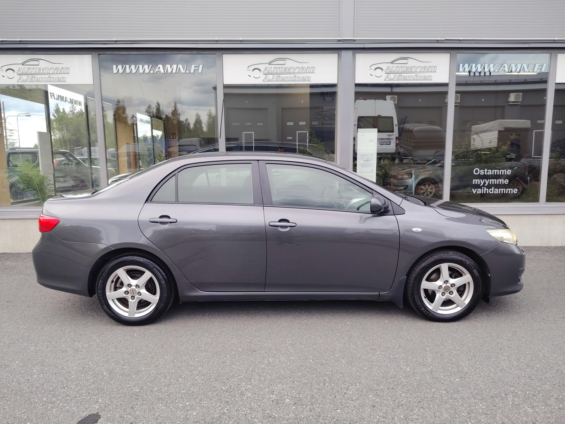 Toyota Corolla 1,6 Dual VVT-i Linea Sol 4ov *HYVIN PIDETTY AUTO*
