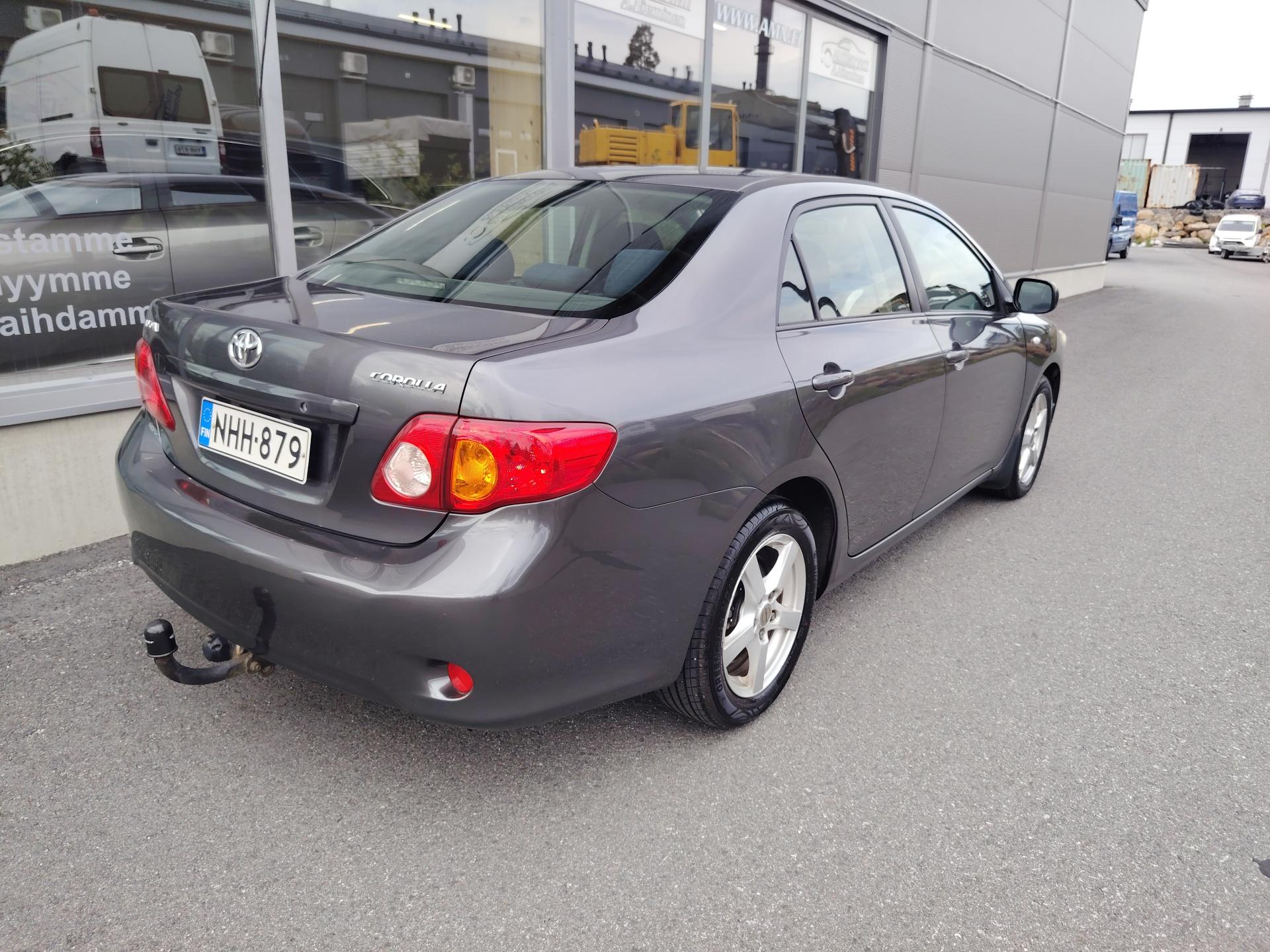 Toyota Corolla 1,6 Dual VVT-i Linea Sol 4ov *HYVIN PIDETTY AUTO*