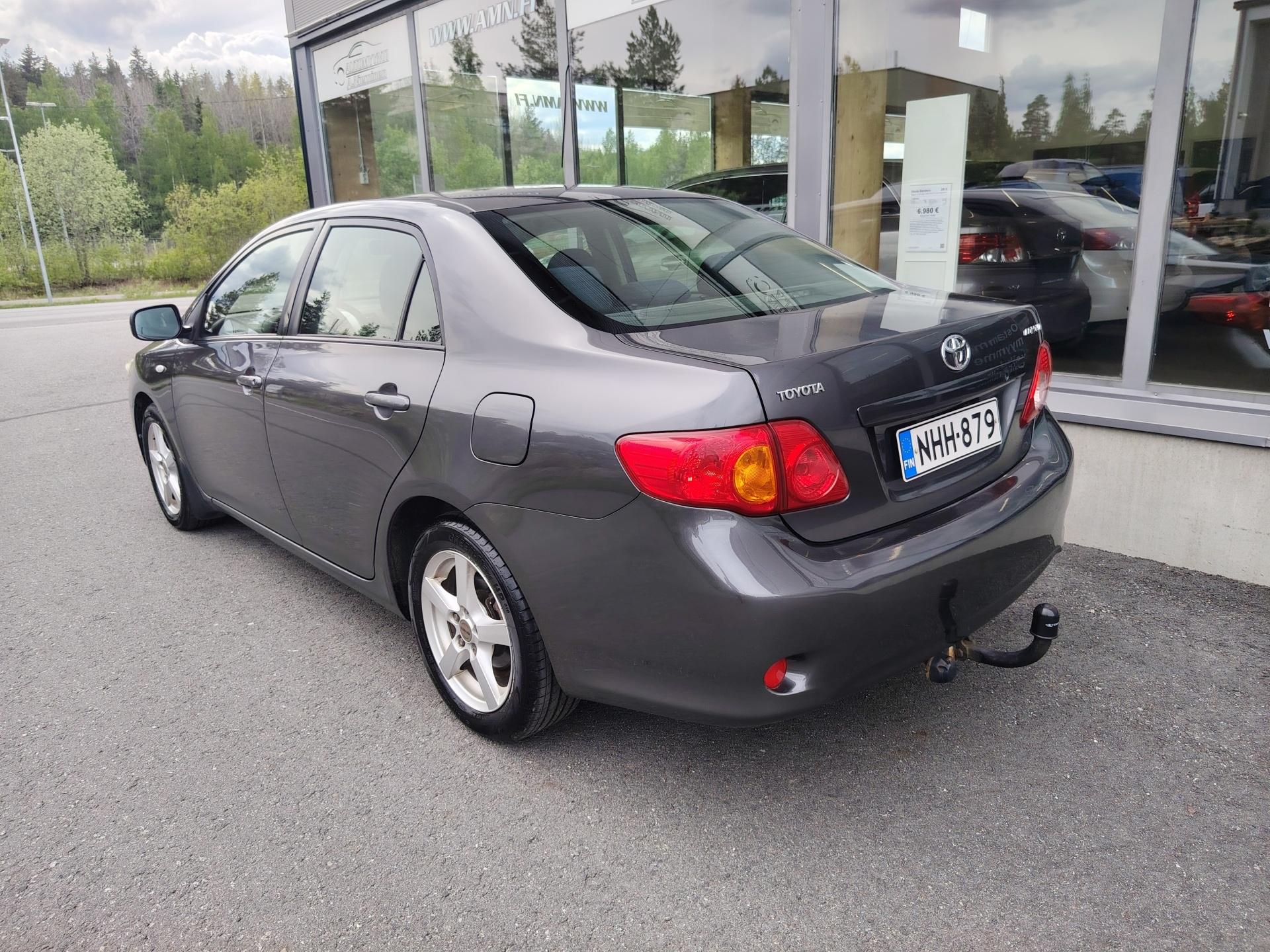 Toyota Corolla 1,6 Dual VVT-i Linea Sol 4ov *HYVIN PIDETTY AUTO*