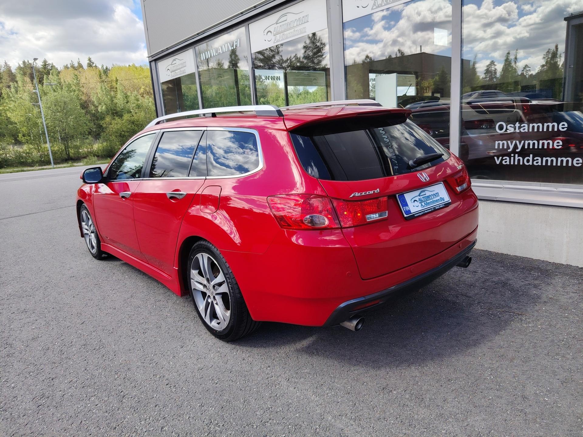 Honda Accord 2,4 Type S 