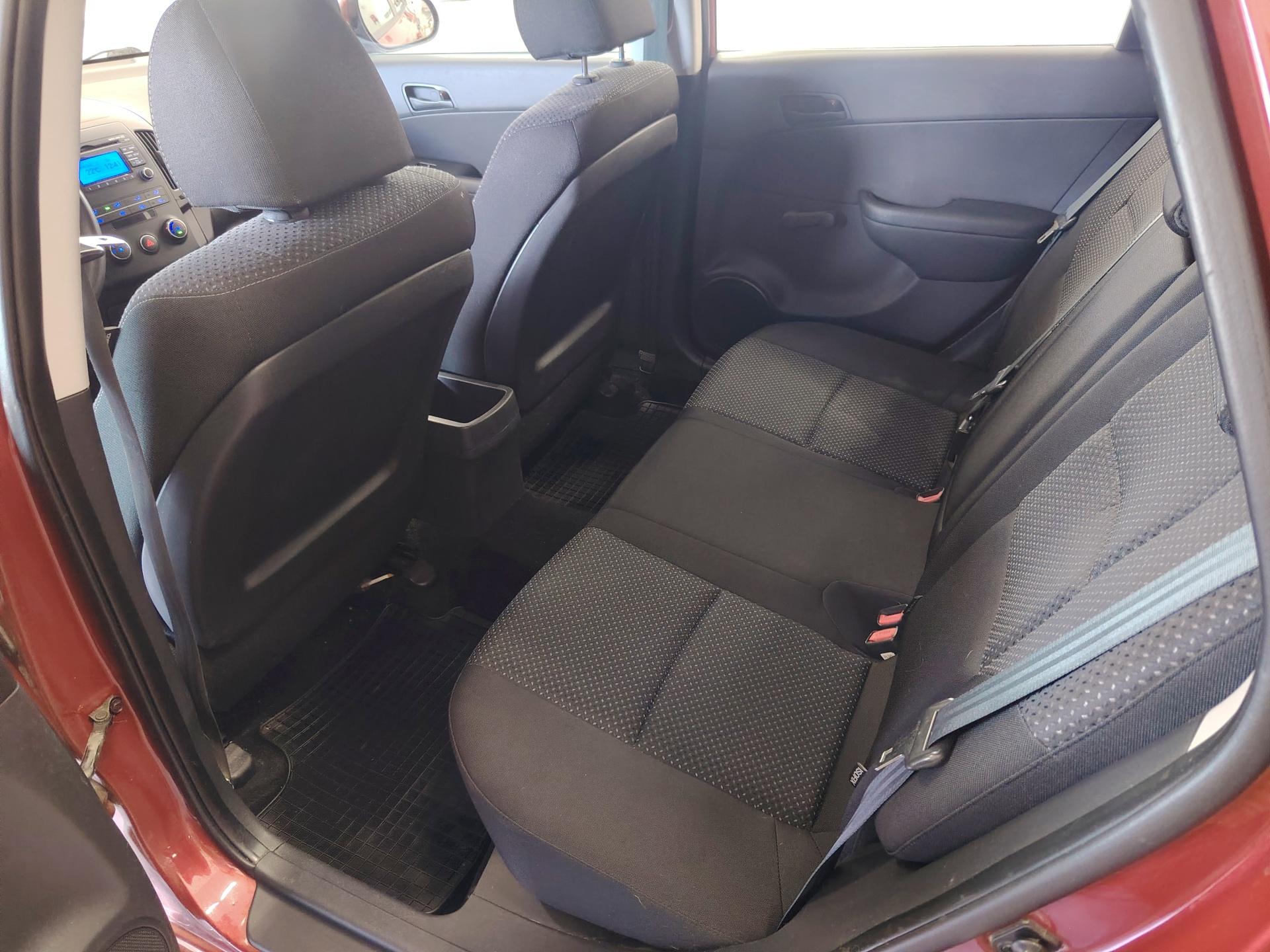 Hyundai i30 1,4 CVVT 5MT ISG Air 